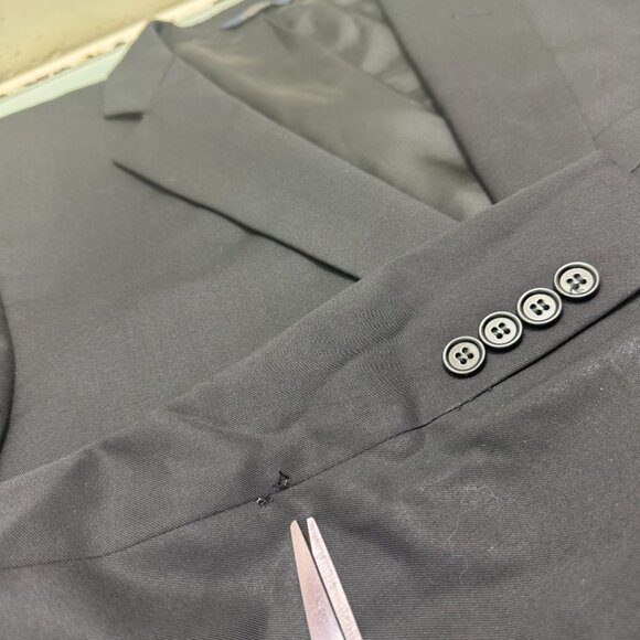 Brooks Brothers 1818 Regent Blazer 46L  Jacket Two Button USA Made *Holes* - Picture 4 of 15